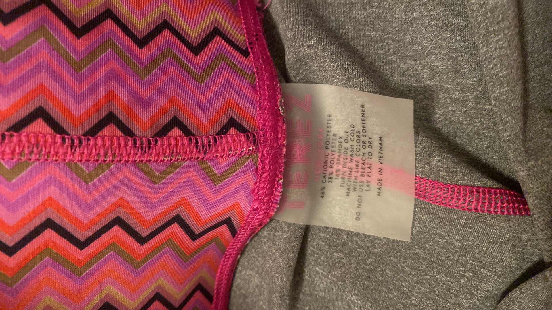 Photo 1 of LADIES SIZE LARGE TEREZ LIFT 4.5” WAISTBAND LEGGINGS $135 & FITNESS TOP $67