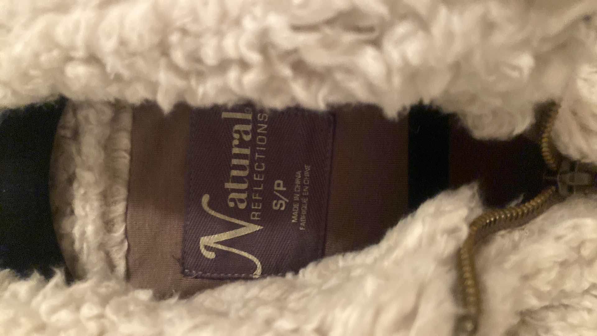 Photo 1 of LADIES SIZE SMALL TEXTURED NATURAL REFLECTIONS VEST