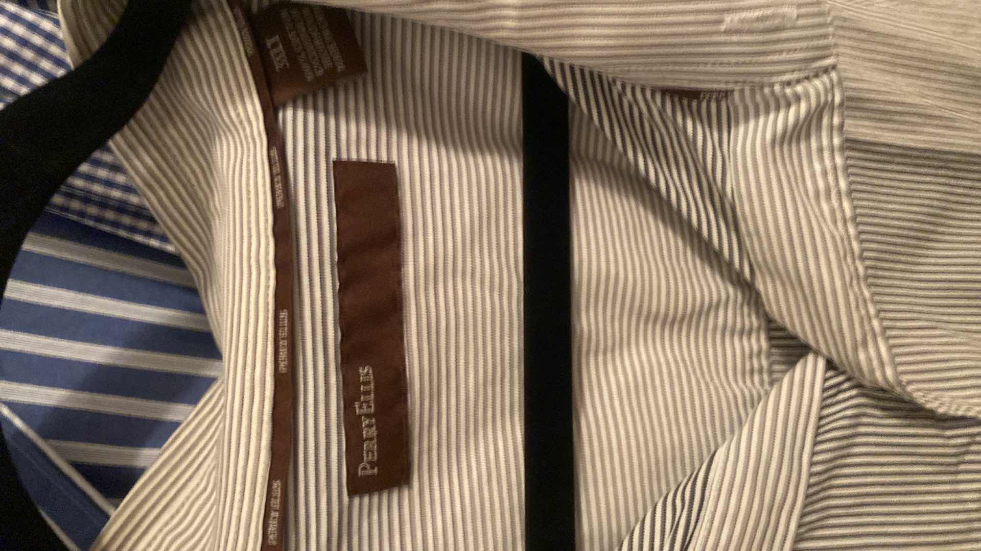 Photo 1 of MENS SIZES 3 XLTALL AND NECK 19 SLEEVE 38/39 DESIGNER DRESS SHIRTS