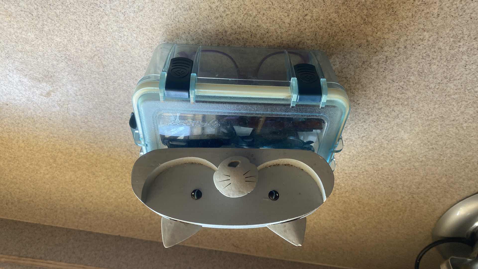 Photo 1 of ASSORTED SUNGLASSES