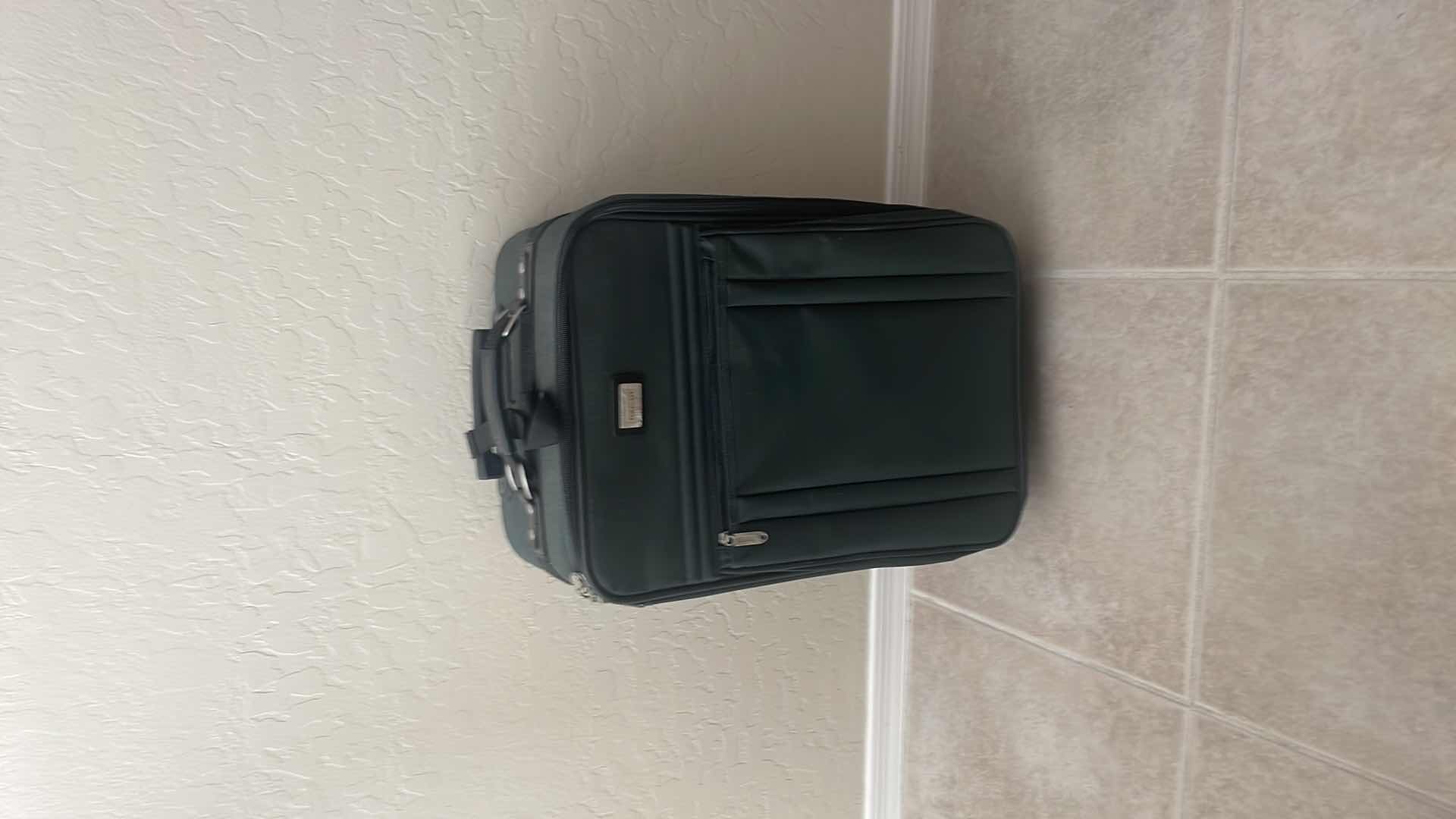 Photo 1 of FORECAST GREEN CARRY ON