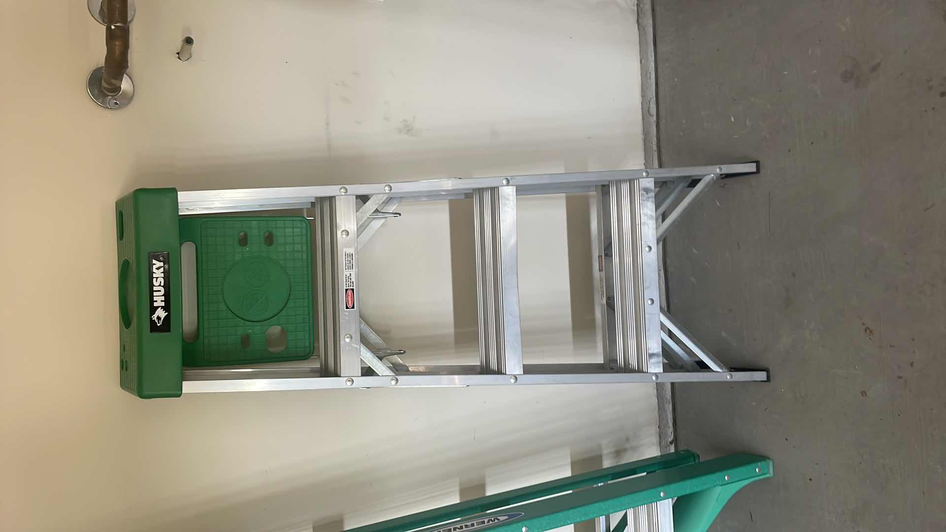 Photo 1 of HUSKY 4' LADDER