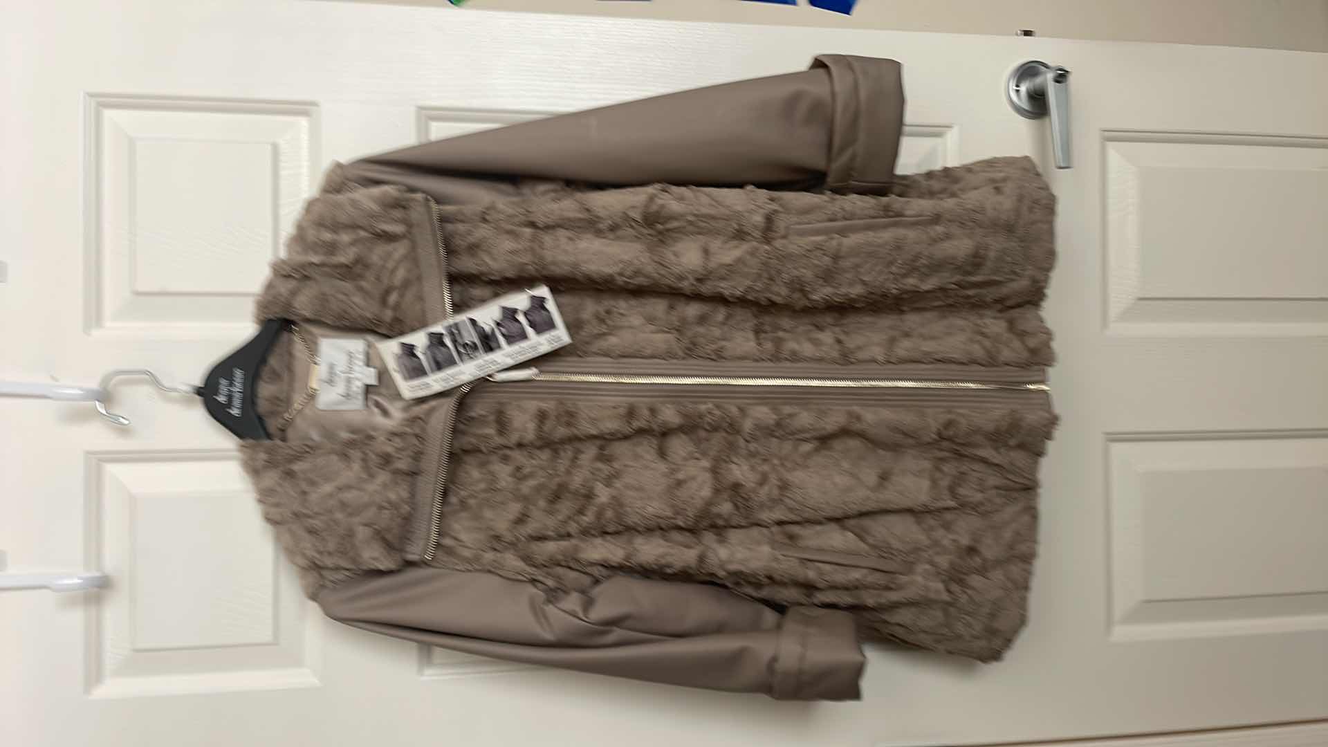 Photo 1 of DENNIS BASSO CONVERTIBLE JACKET FAUX LEATHER FAUX FUR LARGE - ORIGINALLY $845