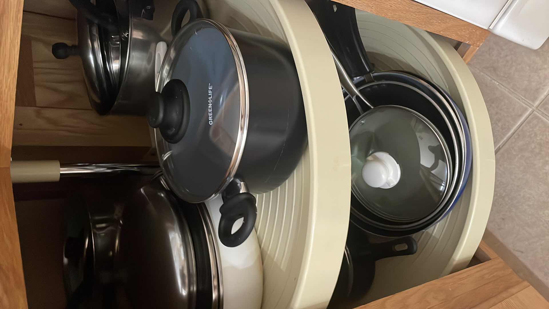 Photo 1 of LAZY SUSAN OF POTS ANS PANS