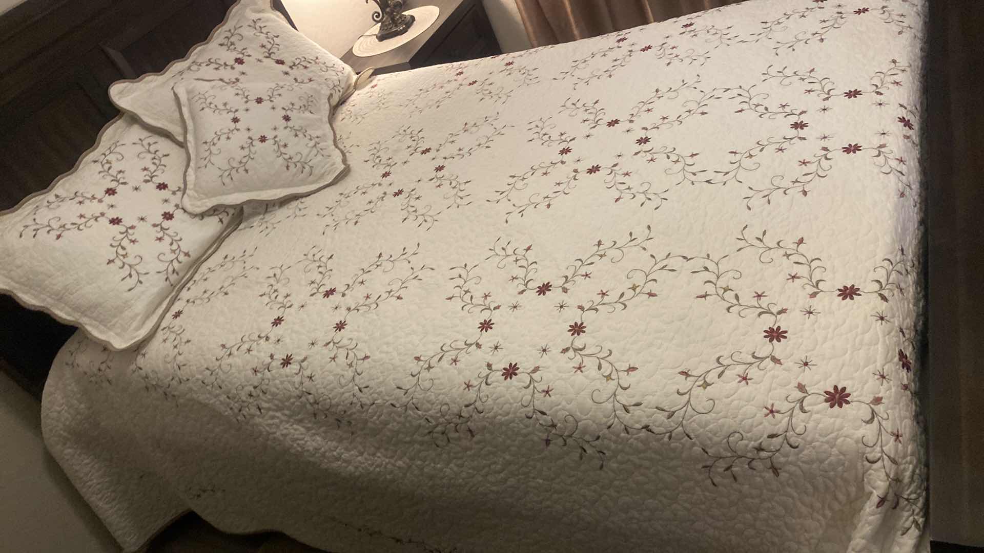 Photo 1 of QUEEN SIZE COVERLET WITH 2 SHAMS & THROW PILLOW & QUEEN MATRESS LINER (bed sold separately)