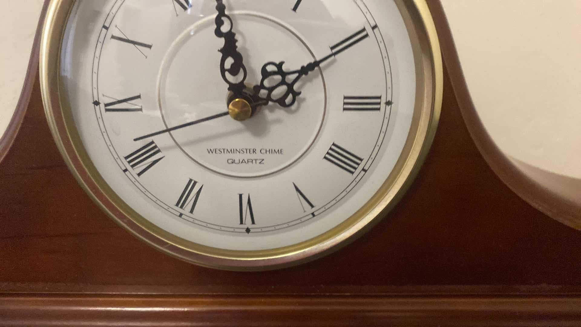 Photo 1 of WESTMINSTER CHIME QUARTZ WOOD MANTLE CLOCK 16“ x 7 1/2“