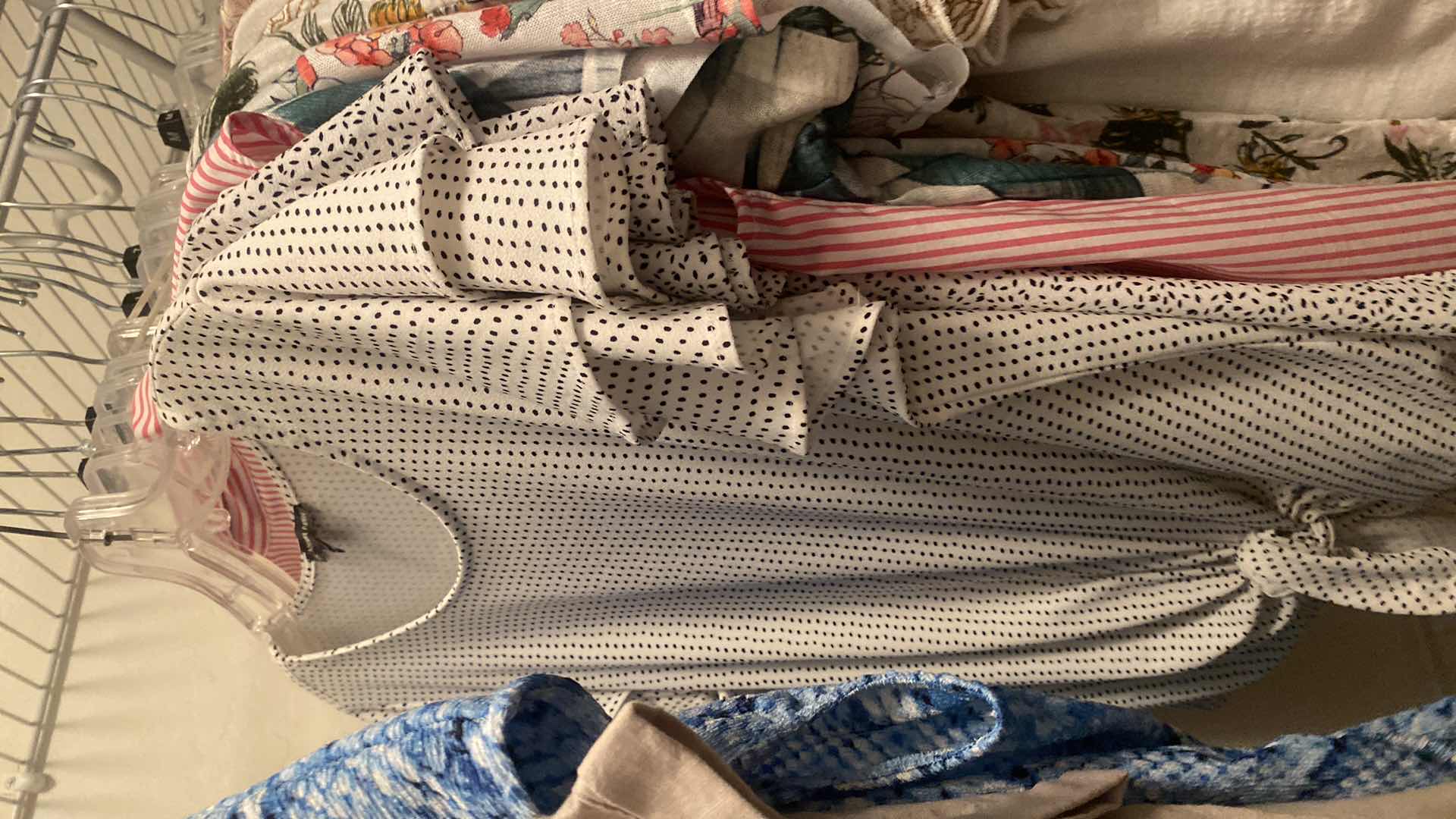 Photo 1 of 18-LADIES SIZES M & L SHORT SLEEVE TOPS