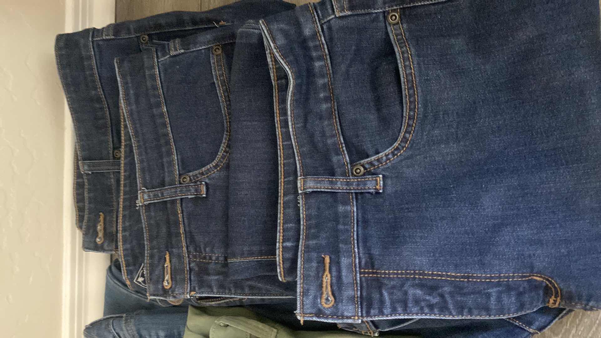 Photo 3 of 5-LADIES SIZE 14S CHARTER CLUB JEANS & 2 SIZE SMALL T SHIRTS