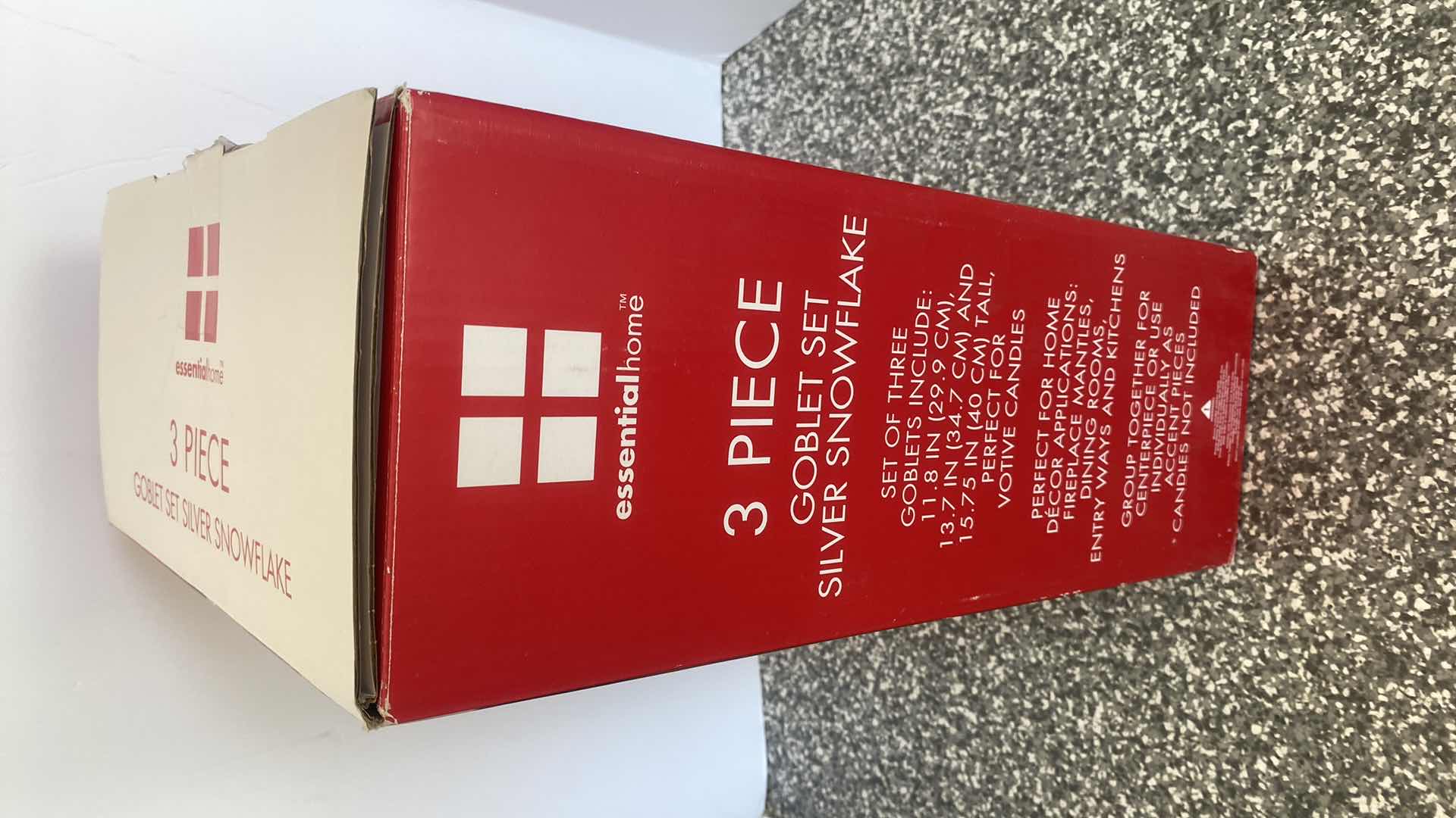 Photo 1 of 3 PIECE GOBLET SET SILVER SNOWFLAKE