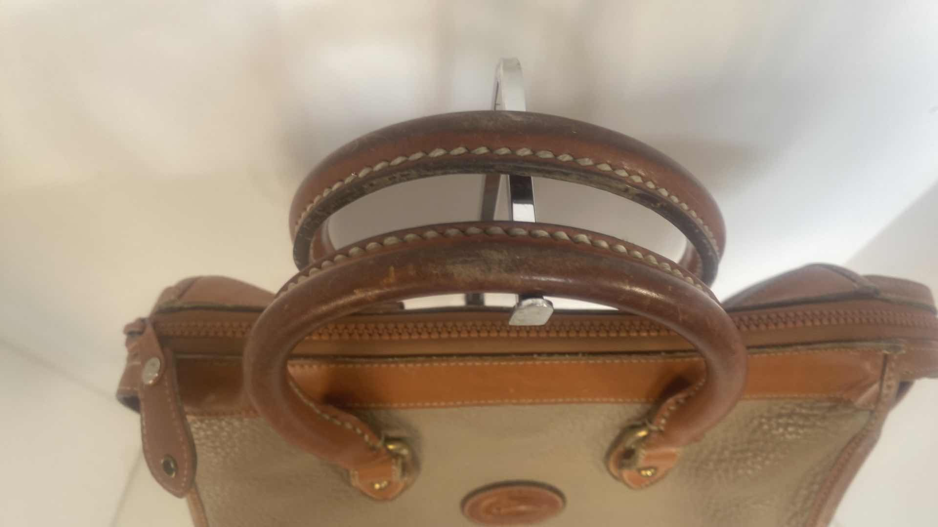 Photo 1 of DOONEY & BOURKE HANDBAG TAN LEATHER