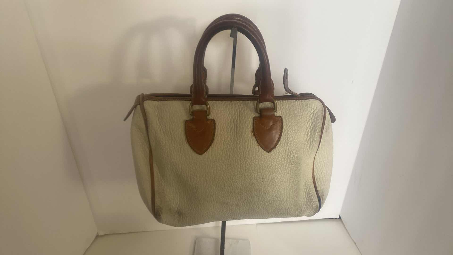 Photo 1 of DOONEY & BOURKE HANDBAG WHITE PEBBLE LEATHER