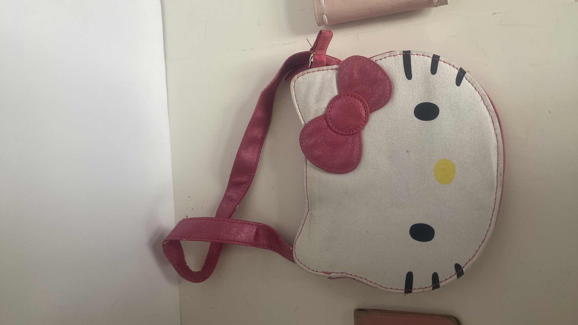 Photo 1 of 3-SANRIO HELLO KITTY BAG & WALLETS