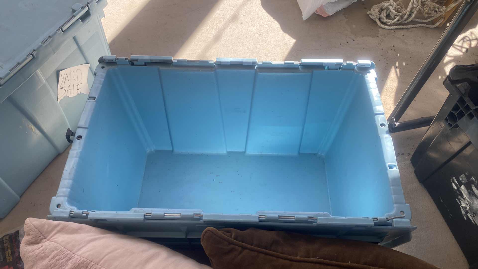 Photo 1 of 3-TOSS PILLOWS INCLUDES TOTE