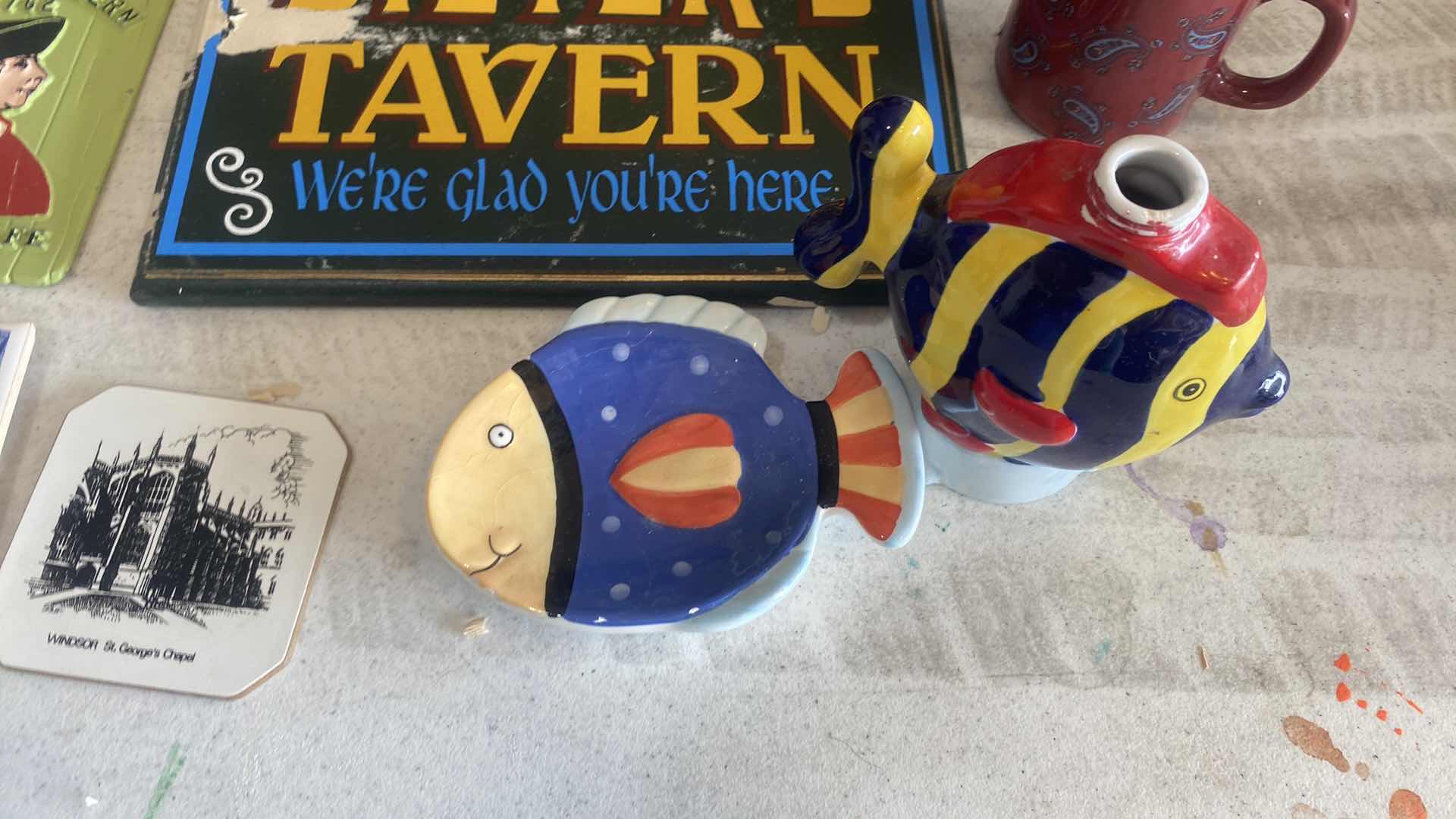 Photo 1 of 9 - WALL PLAQUES & CERAMIC ITEMS LARGEST 11” x 16”