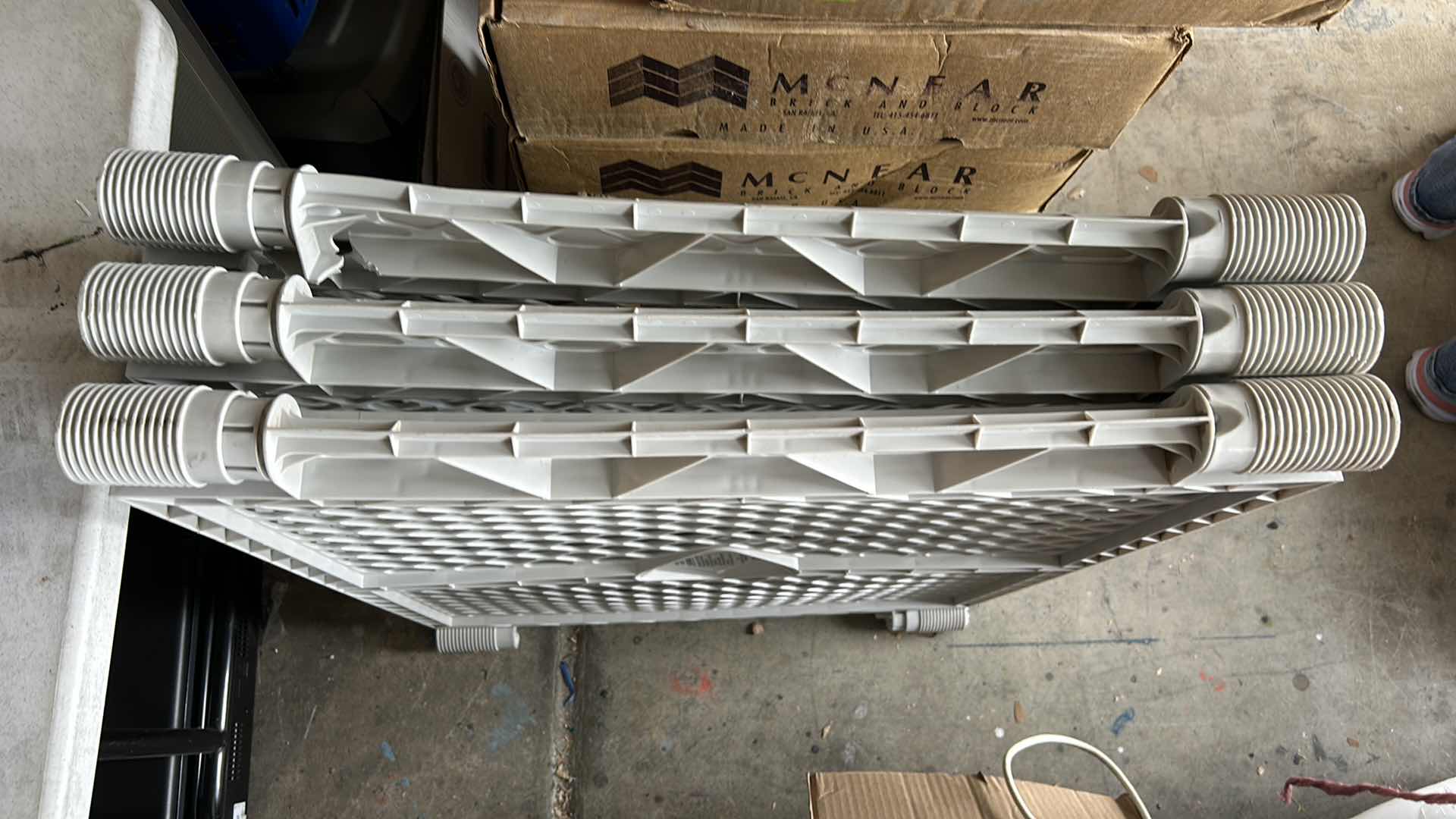 Photo 1 of 3 PANEL DOG  FENCE, EA 28”