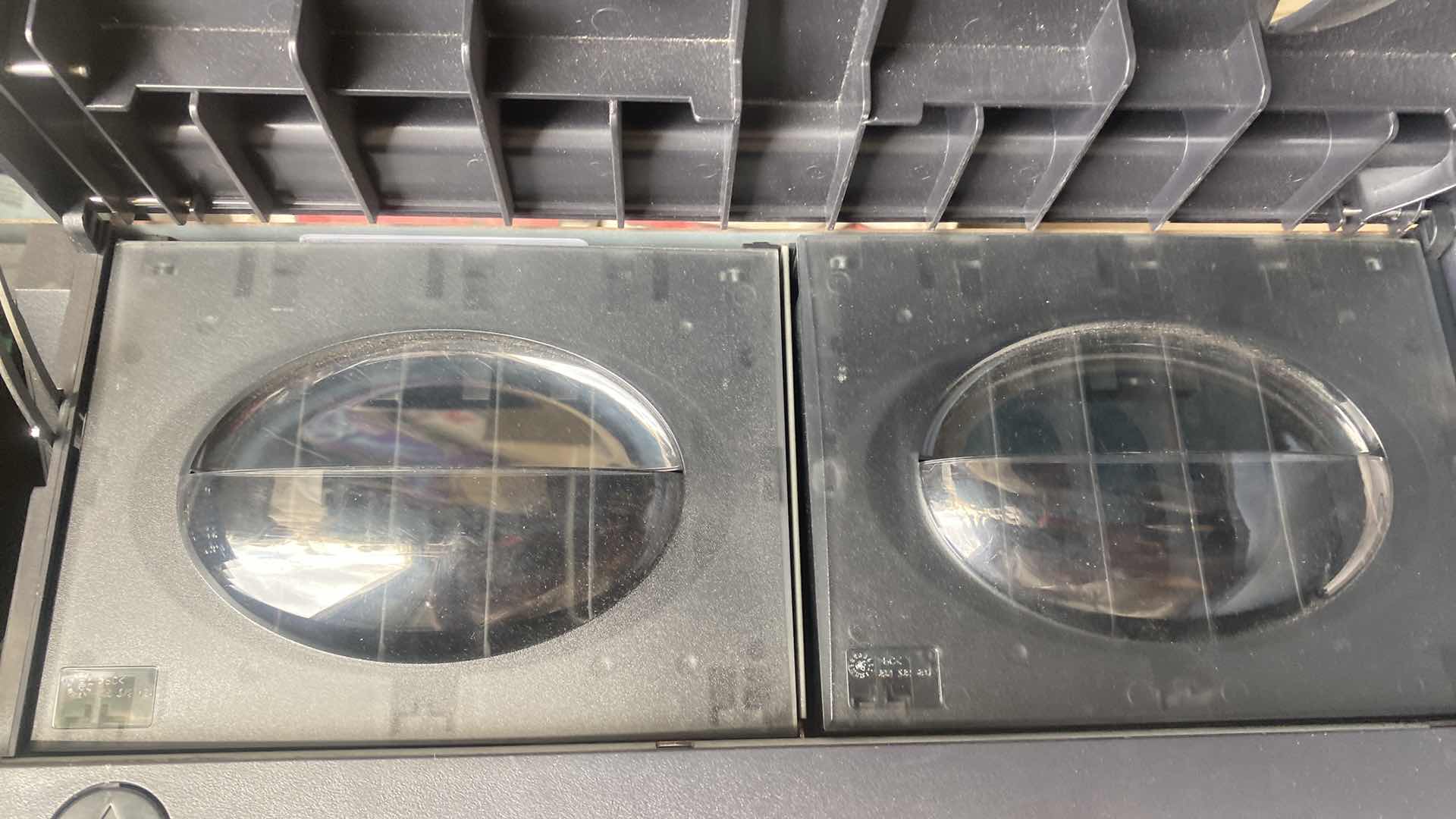 Photo 1 of DELL POWERVAILT 132T