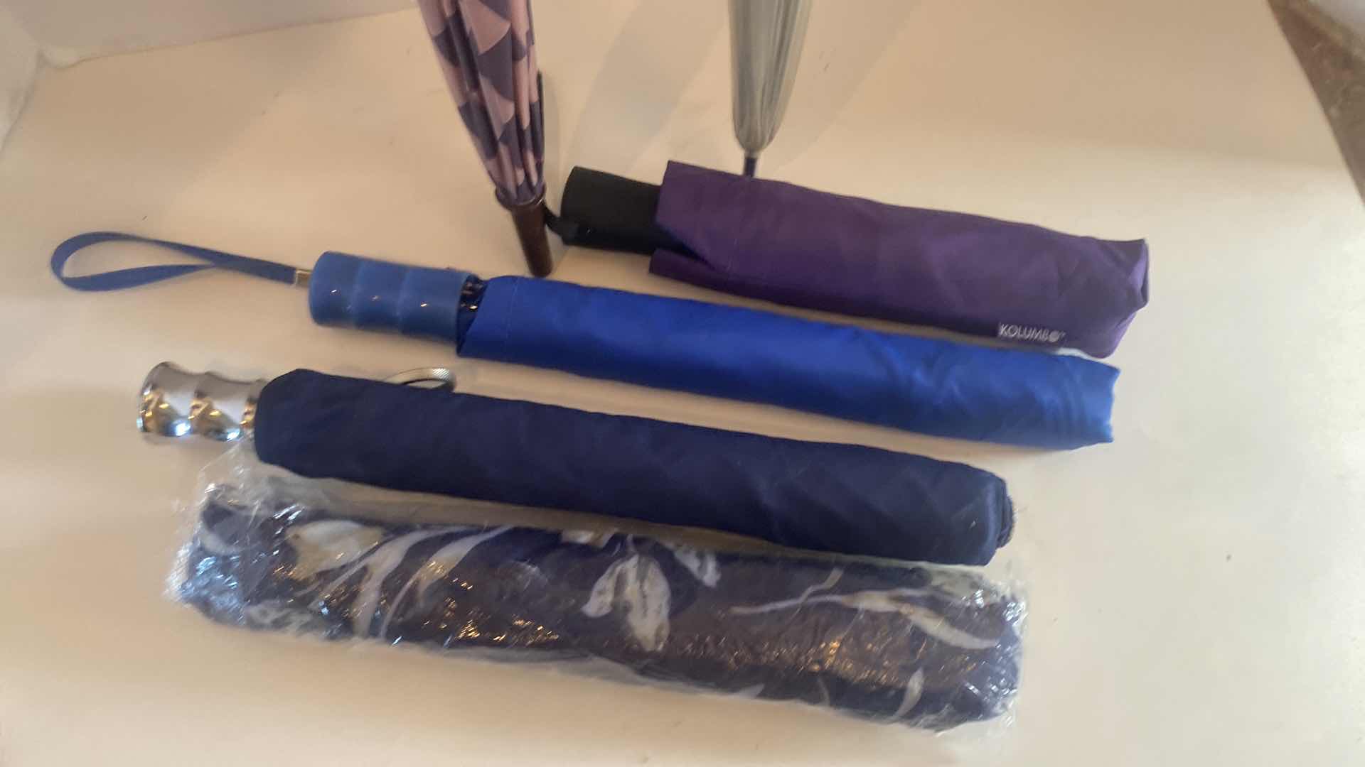 Photo 1 of 6-UMBRELLAS