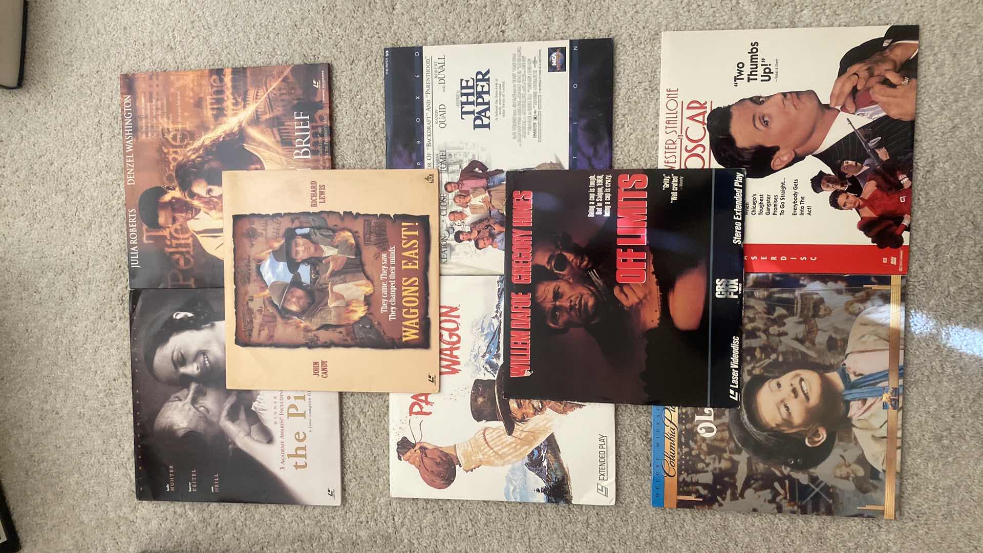 Photo 1 of 25-LASER DISC MOVIES ASSORTED TITLES