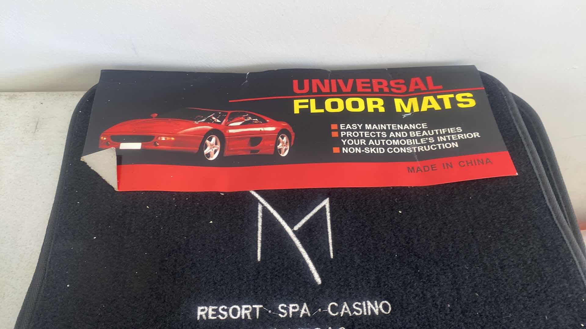 Photo 1 of 2 SETS M RESORT UNIVERSAL FLOOR MATS FOR CAR