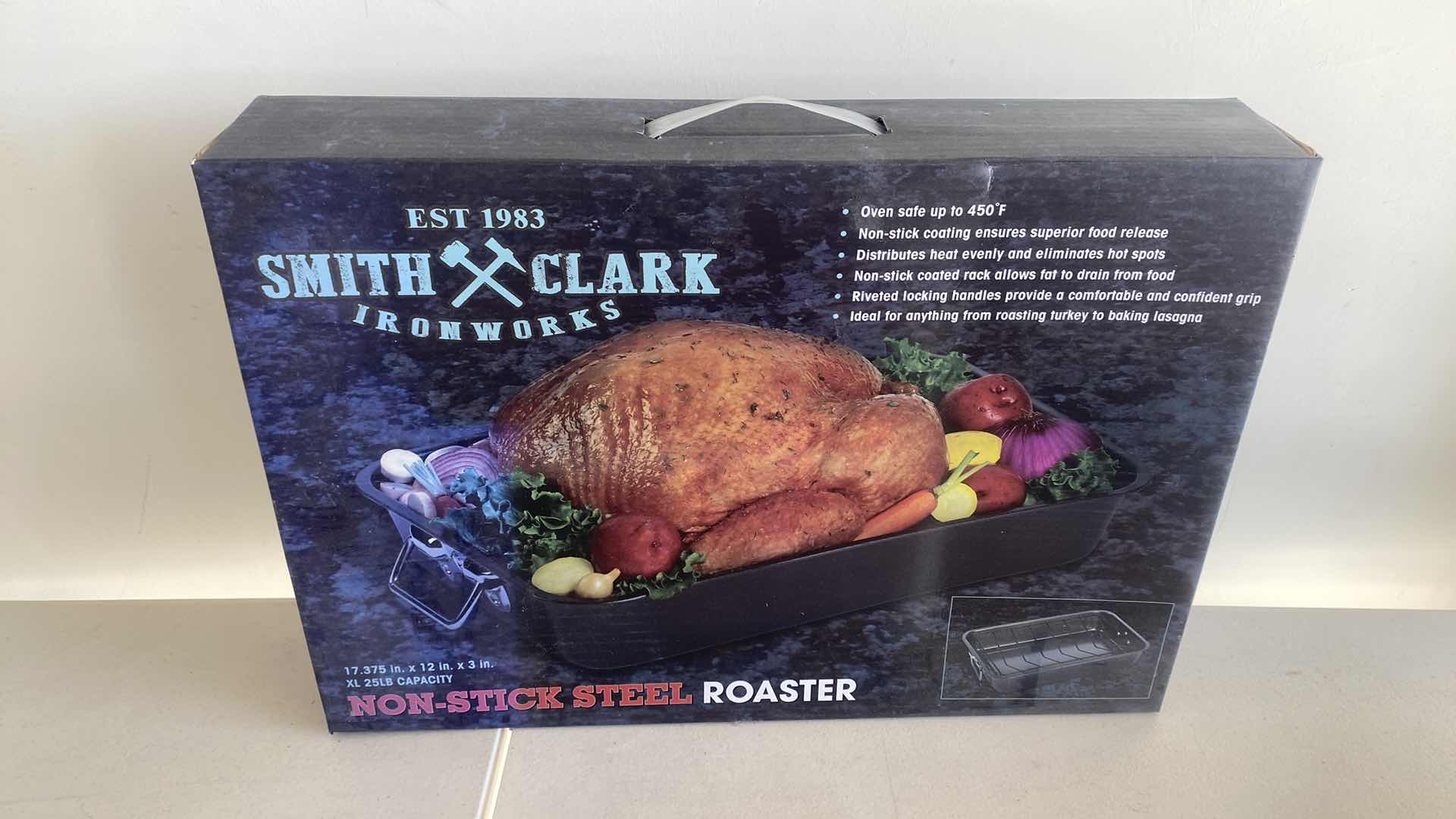 Photo 1 of 2 NEW SMITH & CLARK CAST IRON FAJITA SET & ROASTING PAN