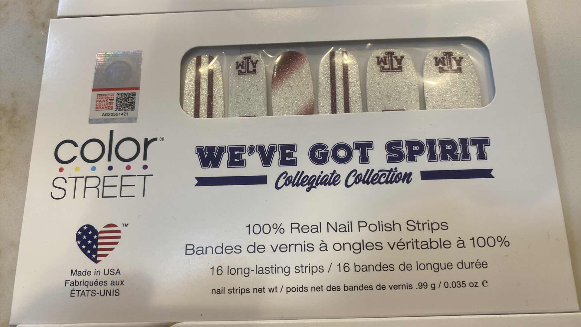 Photo 1 of NEW  5 - COLOR STREET 100% REAL NAIL POLISH STRIPS