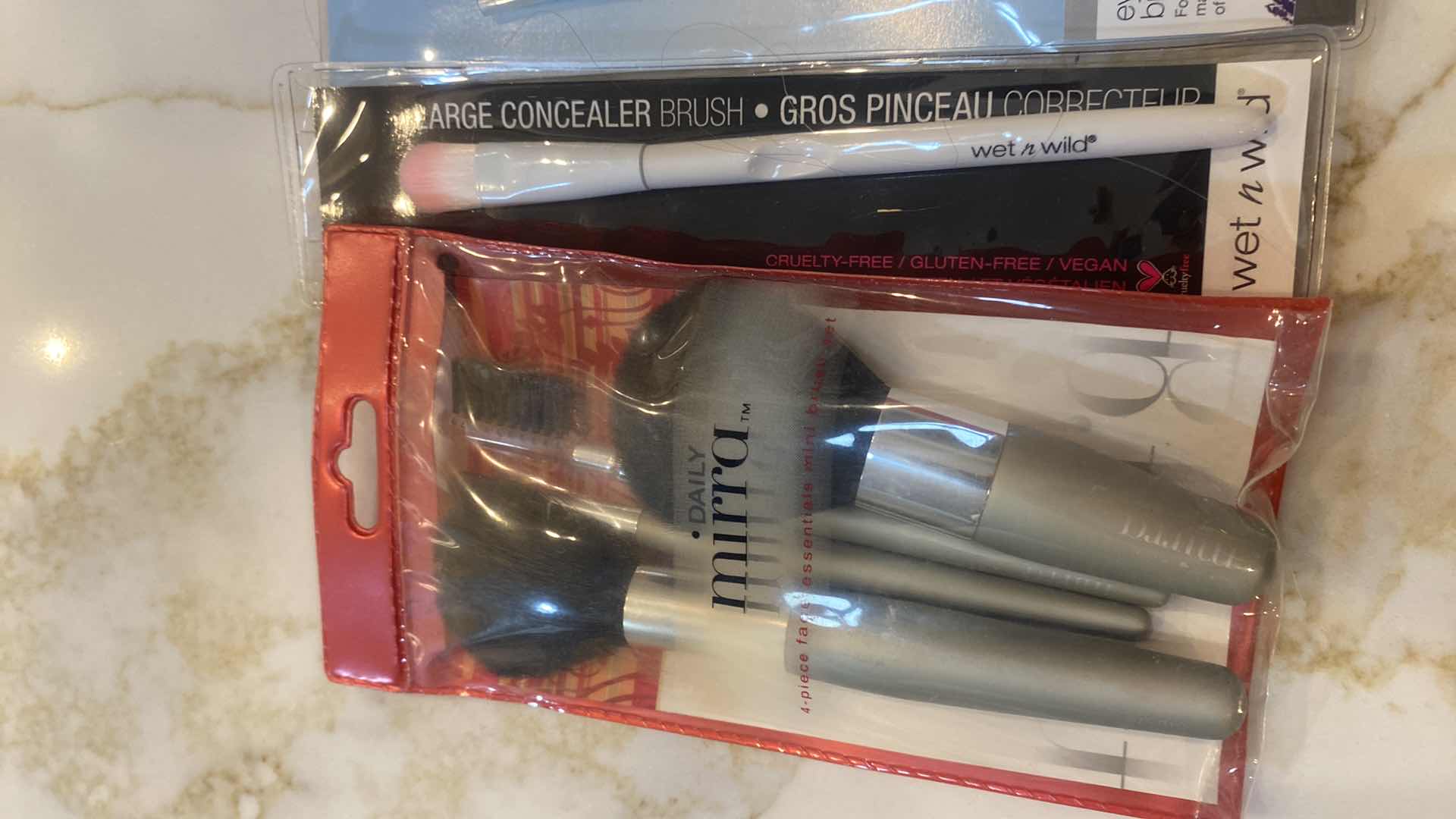 Photo 1 of NEW 5 PKGS COSMETIC BRUSHES