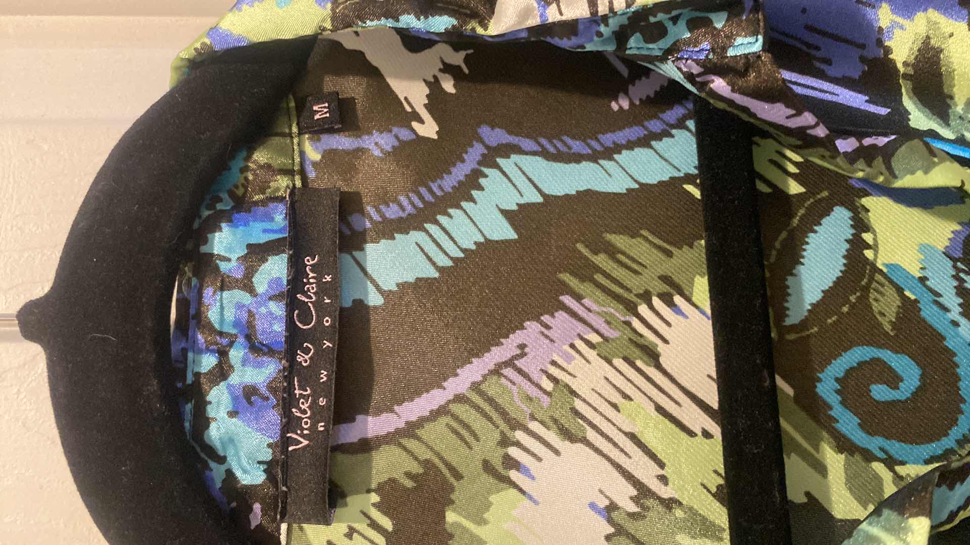 Photo 1 of 2 WOMENS VIOLET & CLAIRE 3/4 SLEEVE ZIP UP BLOUSES SIZE MEDIUM FROM NORDSTROM