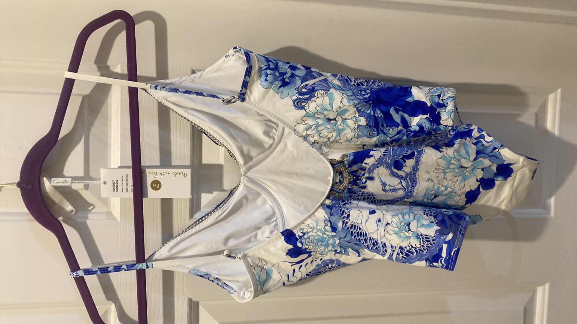 Photo 1 of CAMILLA HEART OF A DRAGON ONE PIECE WOMENS WIRED SWIMSUIT SIZE MEDIUM C