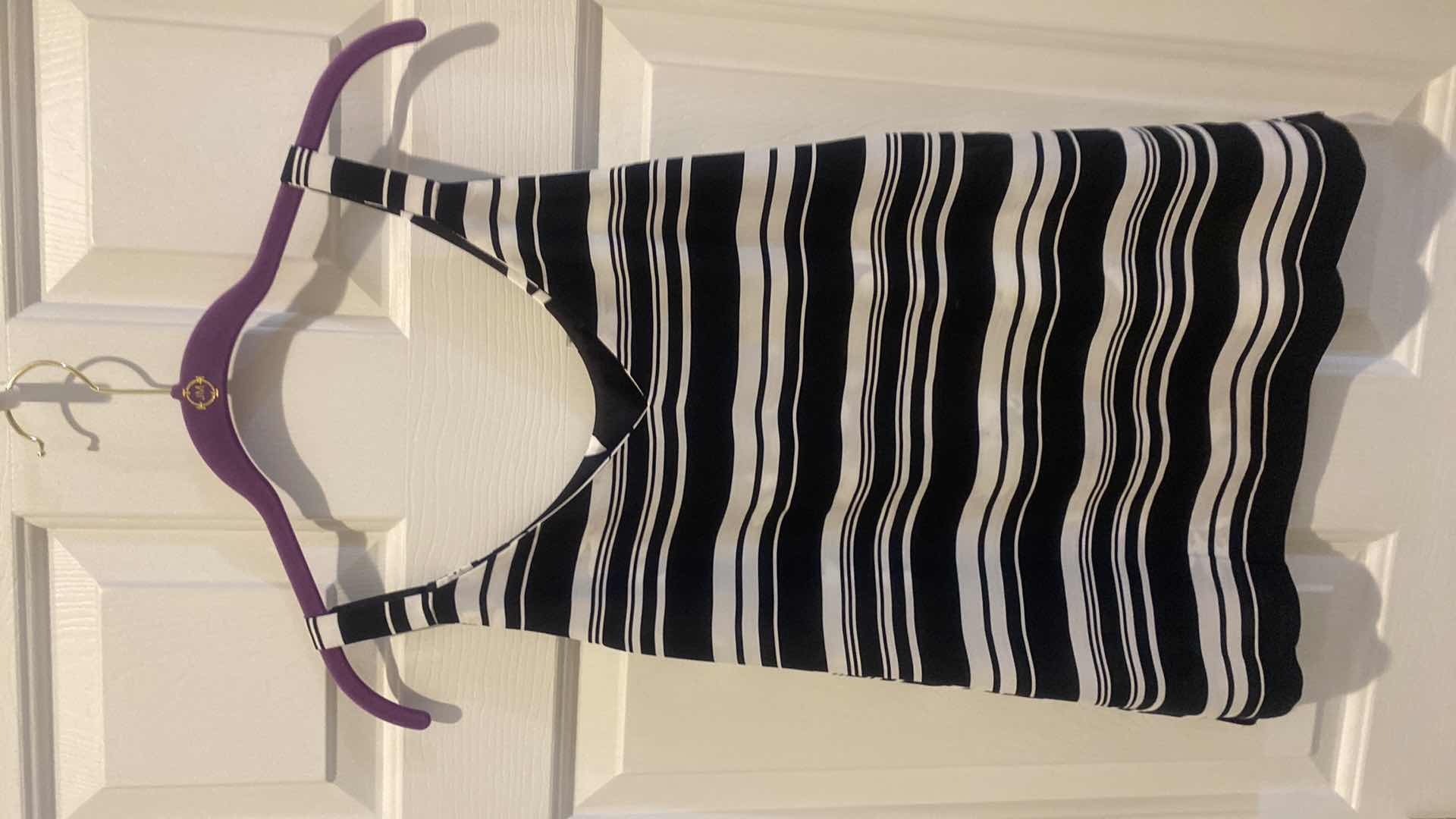 Photo 1 of 3 NEW WHITE HOUSE BLACK MARKET TOPS WOMENS SIZE SMALLB- 1 WITH PRICE TAG