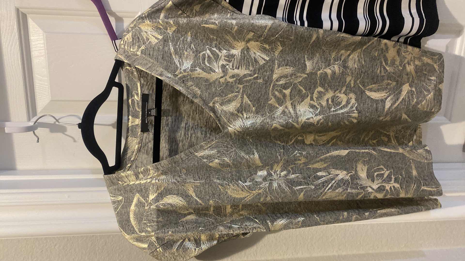 Photo 1 of 3 NEW WHITE HOUSE BLACK MARKET TOPS WOMENS SIZE SMALLB- 1 WITH PRICE TAG