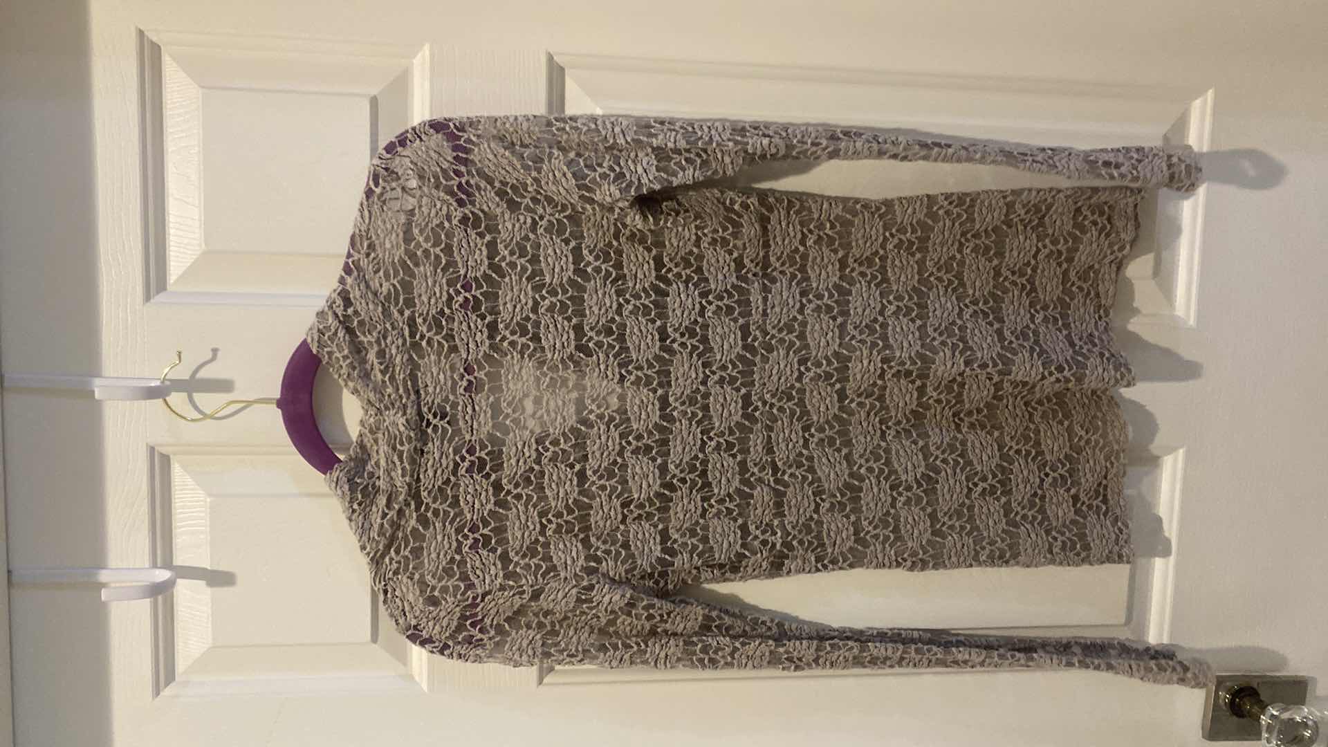 Photo 1 of KAREN KANE LACE WOMENS TOP SIZE LARGE