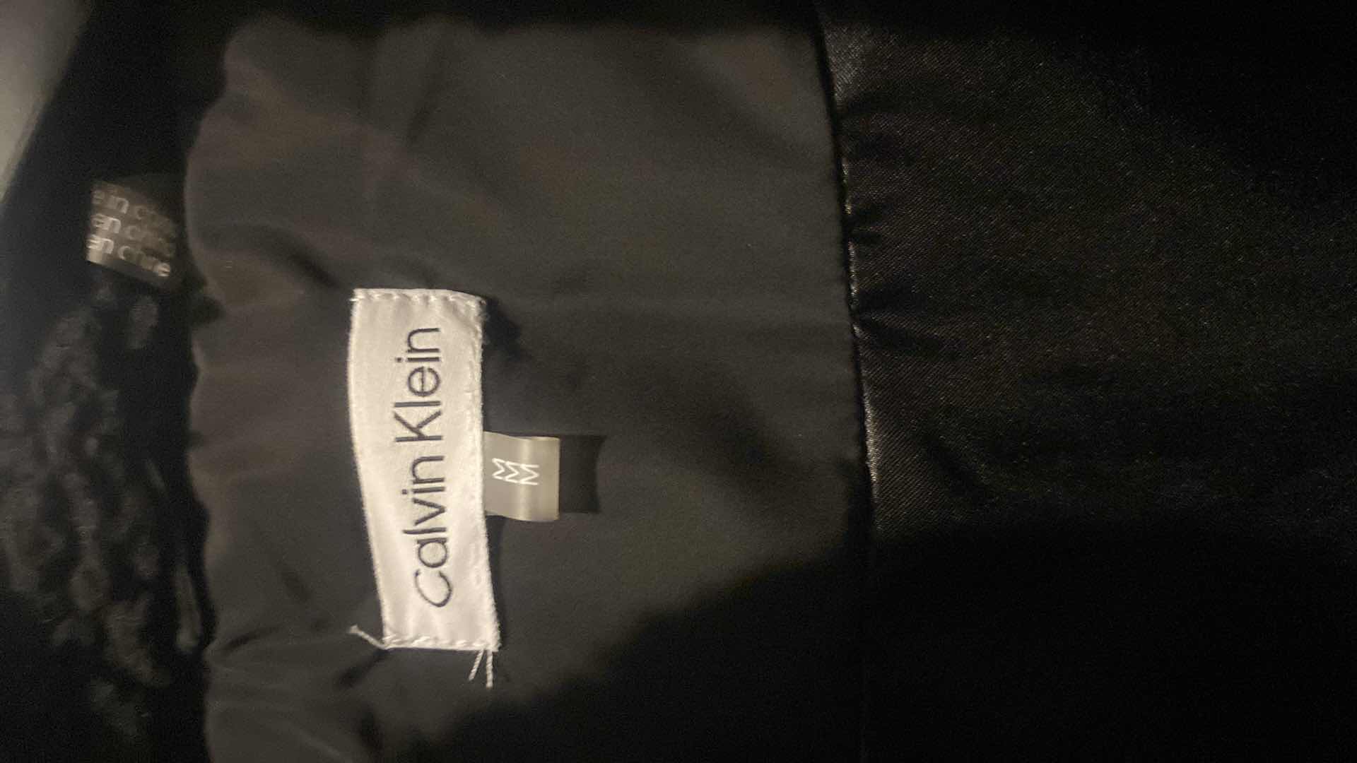 Photo 1 of CALVIN KLEIN PUFFY VEST WOMENS SIZE MEDIUM