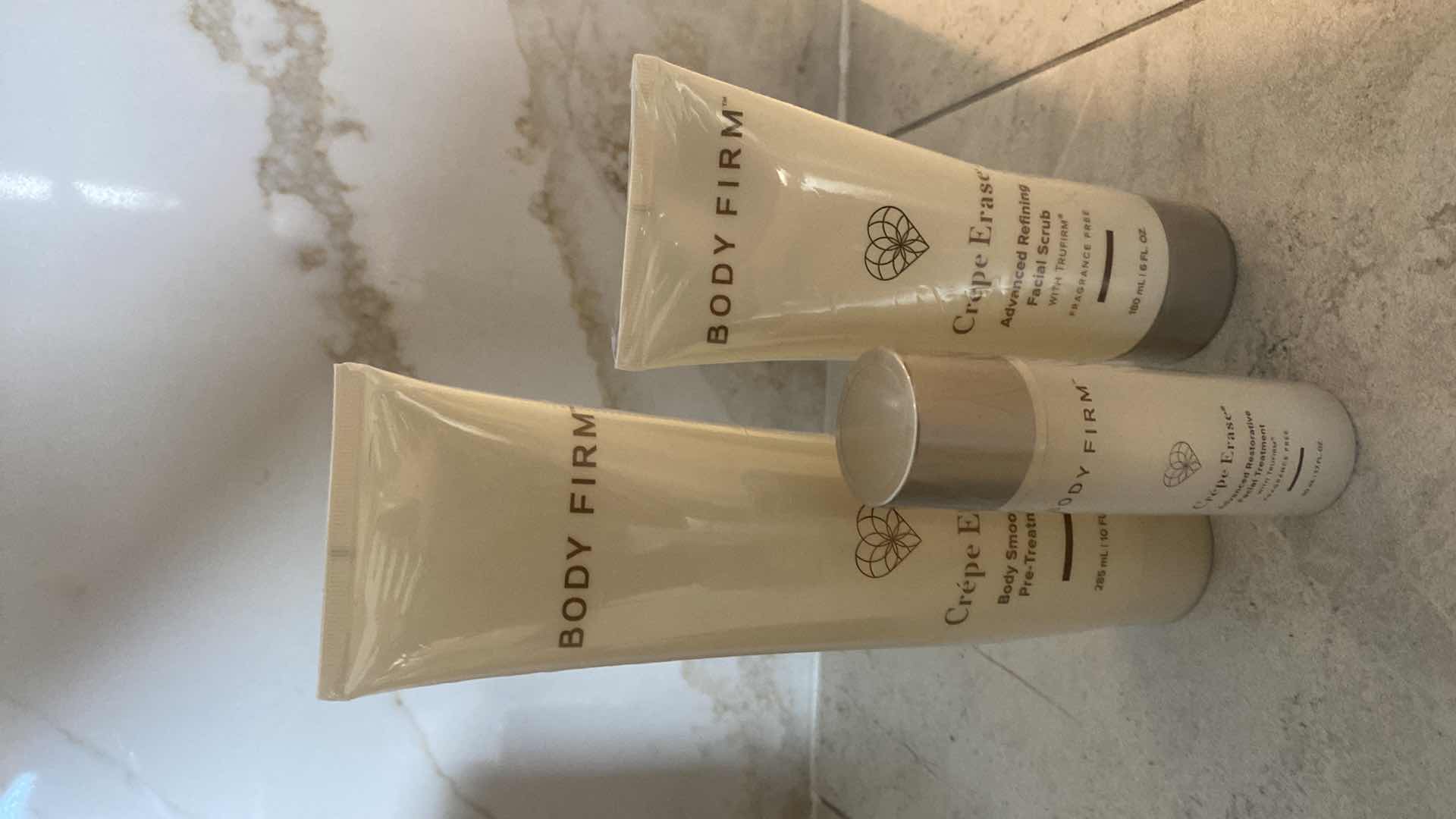 Photo 1 of NEW BODY FIRM CREPE ERASE KIT