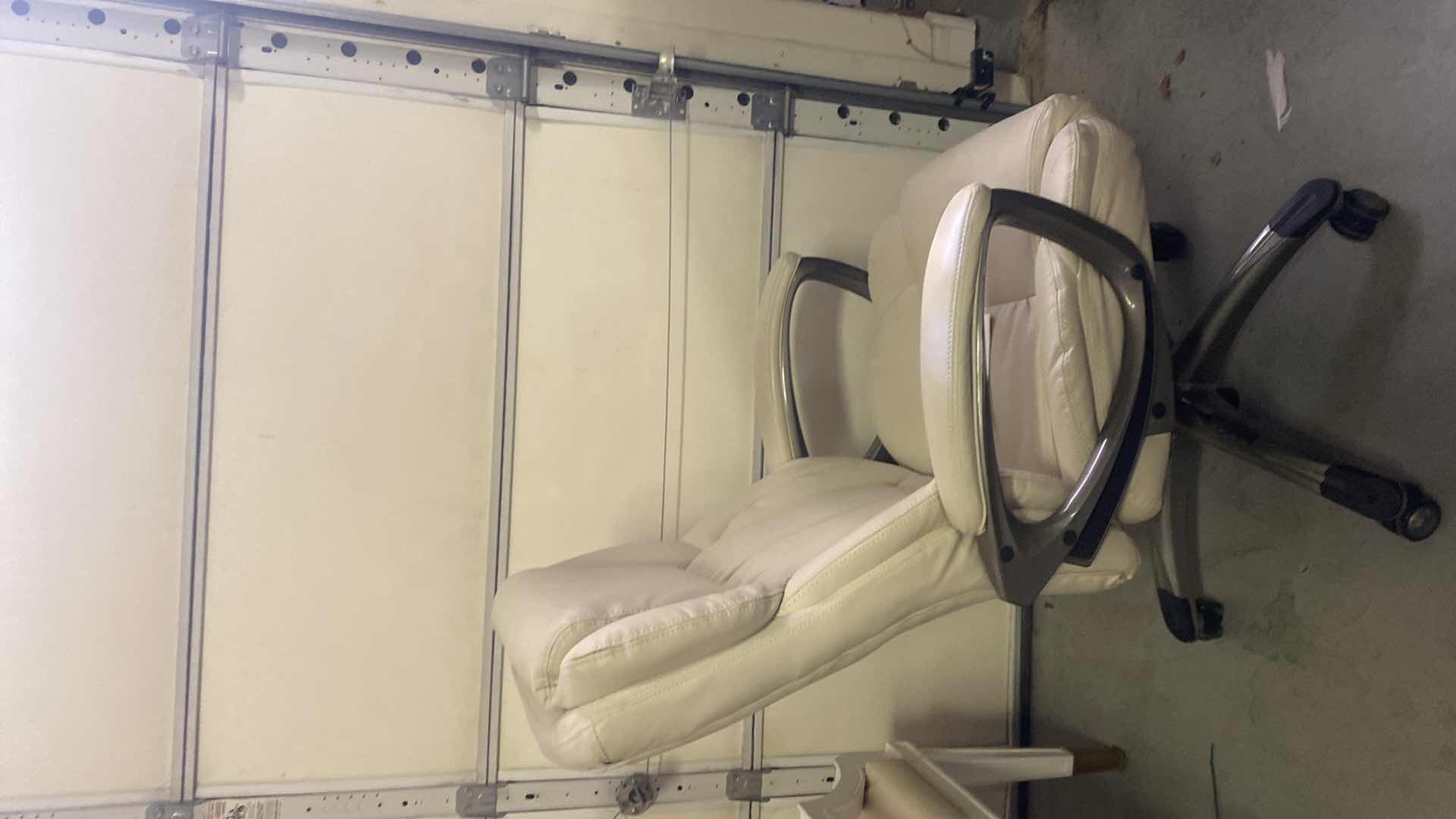 Photo 1 of BONDED LEATHER CREAM COLOR EXECUTIVE ADJUSTABLE DESK CHAIR WITH WHEELS