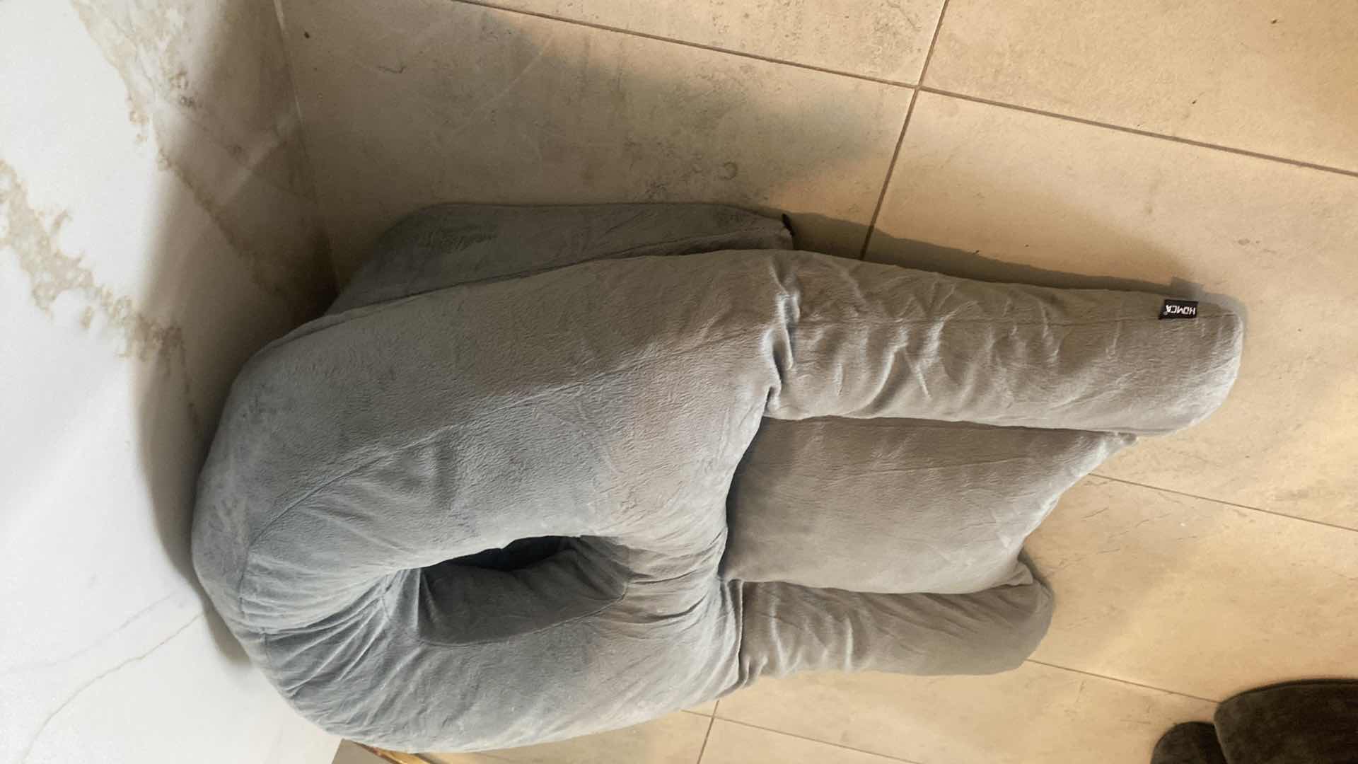 Photo 1 of FACE DOWN PILLOW FOR EYE SURGERY RECOVERY