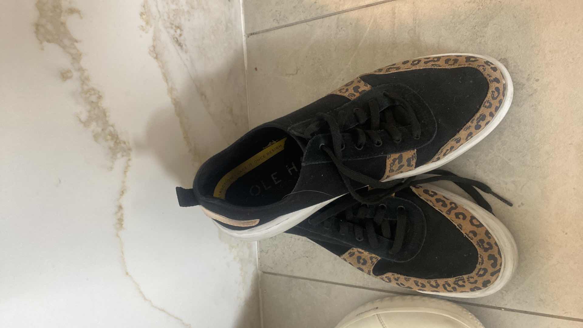 Photo 1 of 2 PAIR COLE HAHN WOMENS SIZE 11 SNEAKERS