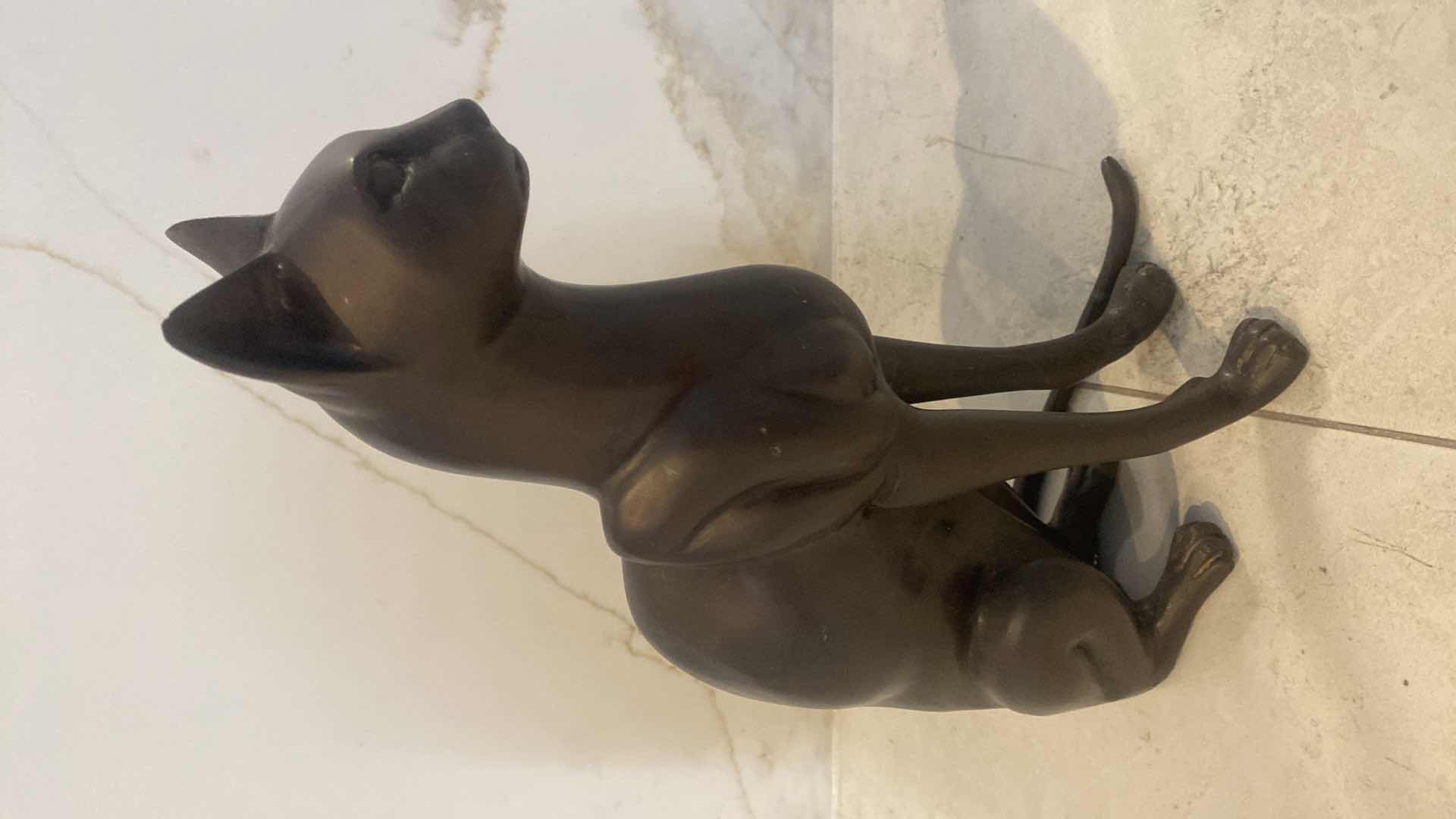 Photo 1 of HEAVY BRONZE BESTAT CAT 9” x 12 1/2”