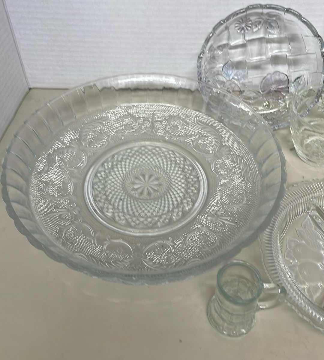 Photo 1 of 8 CUT GLASS DECOR