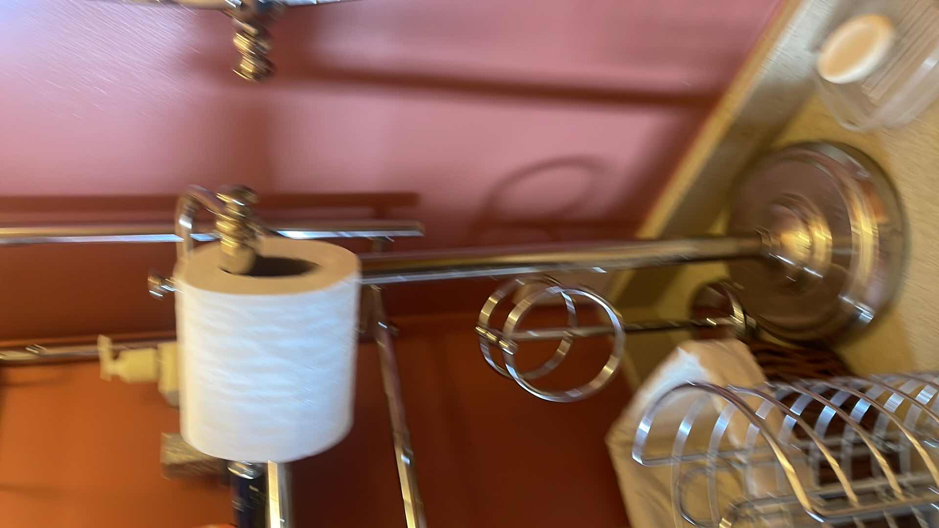 Photo 3 of BATHROOM SILVER FURNISHINGS