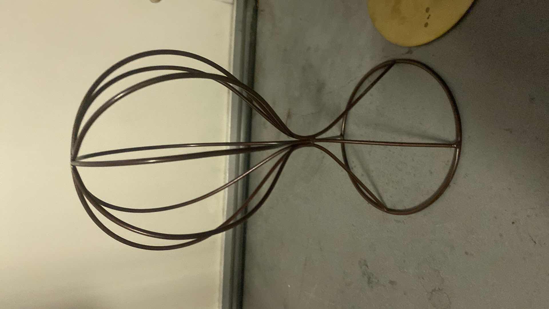 Photo 1 of 2 - HAT STANDS - GOLD HAT STAND IS ADJUSTABLE