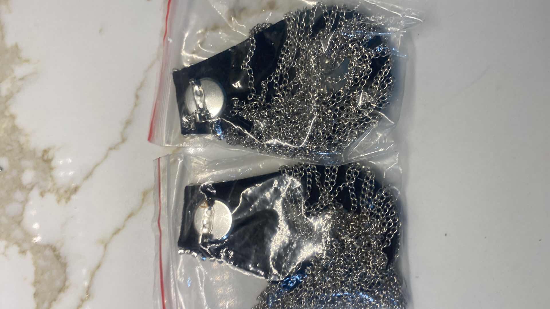 Photo 1 of 3 - SETS BLING EPAULETS