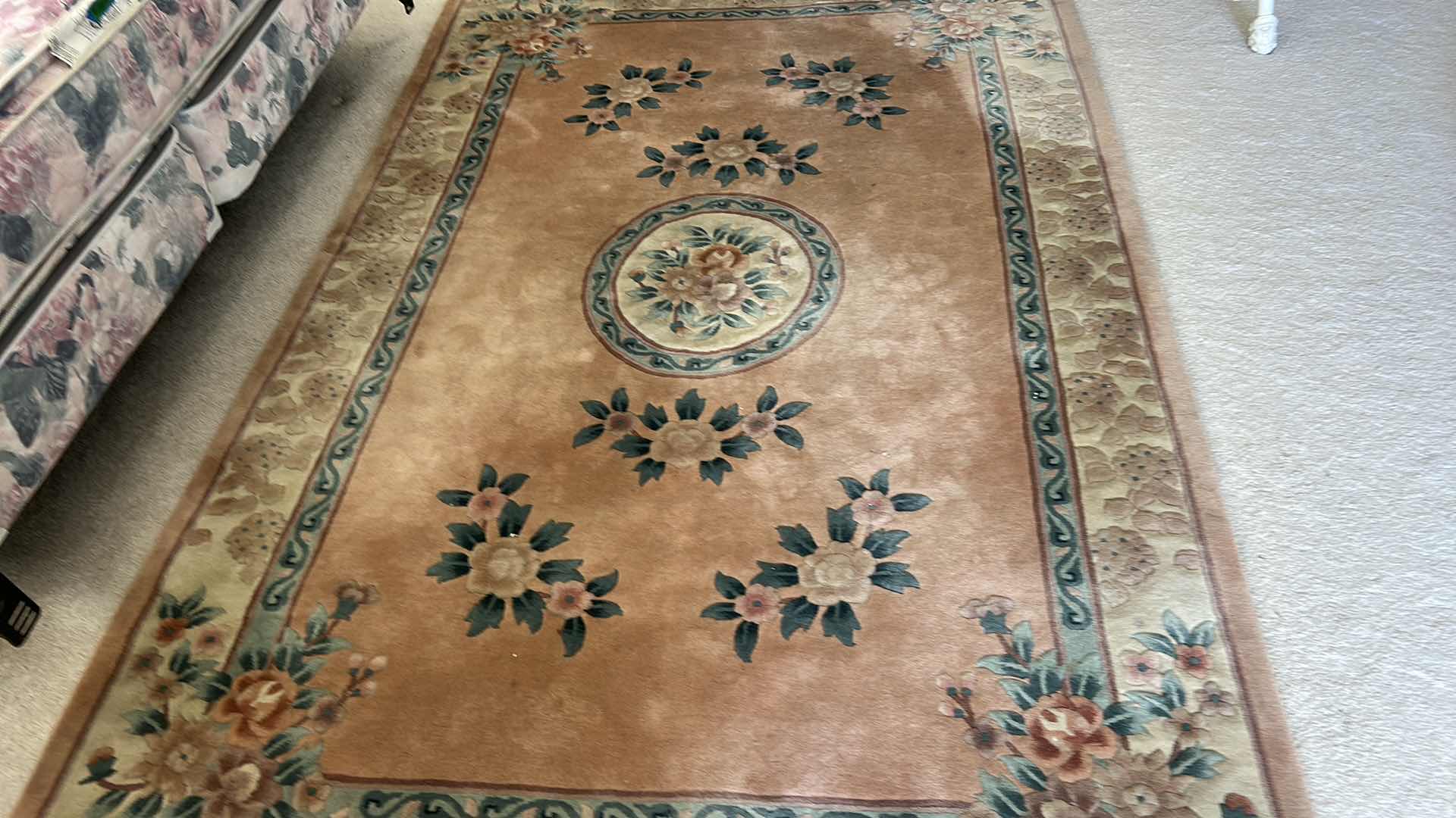 Photo 5 of ROSE FLORAL WOOL AREA RUG