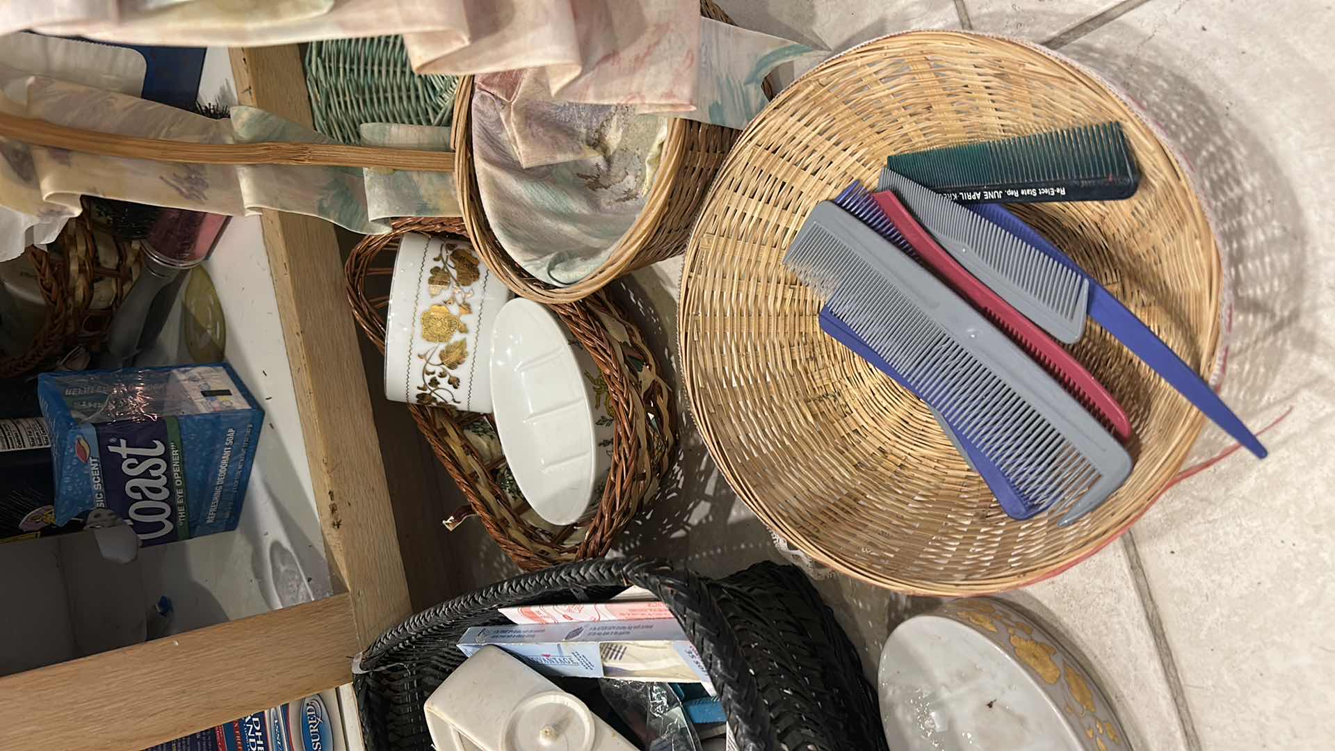 Photo 6 of CONTENTS UNDER SINK IN PRIMARY BATHROOM