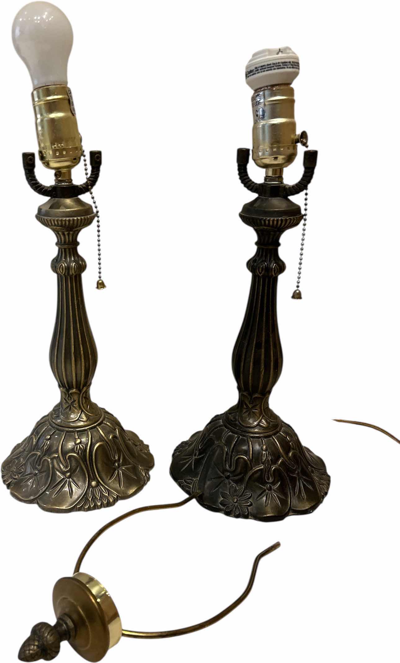 Photo 1 of 2 METAL TABLE LAMPS H16”