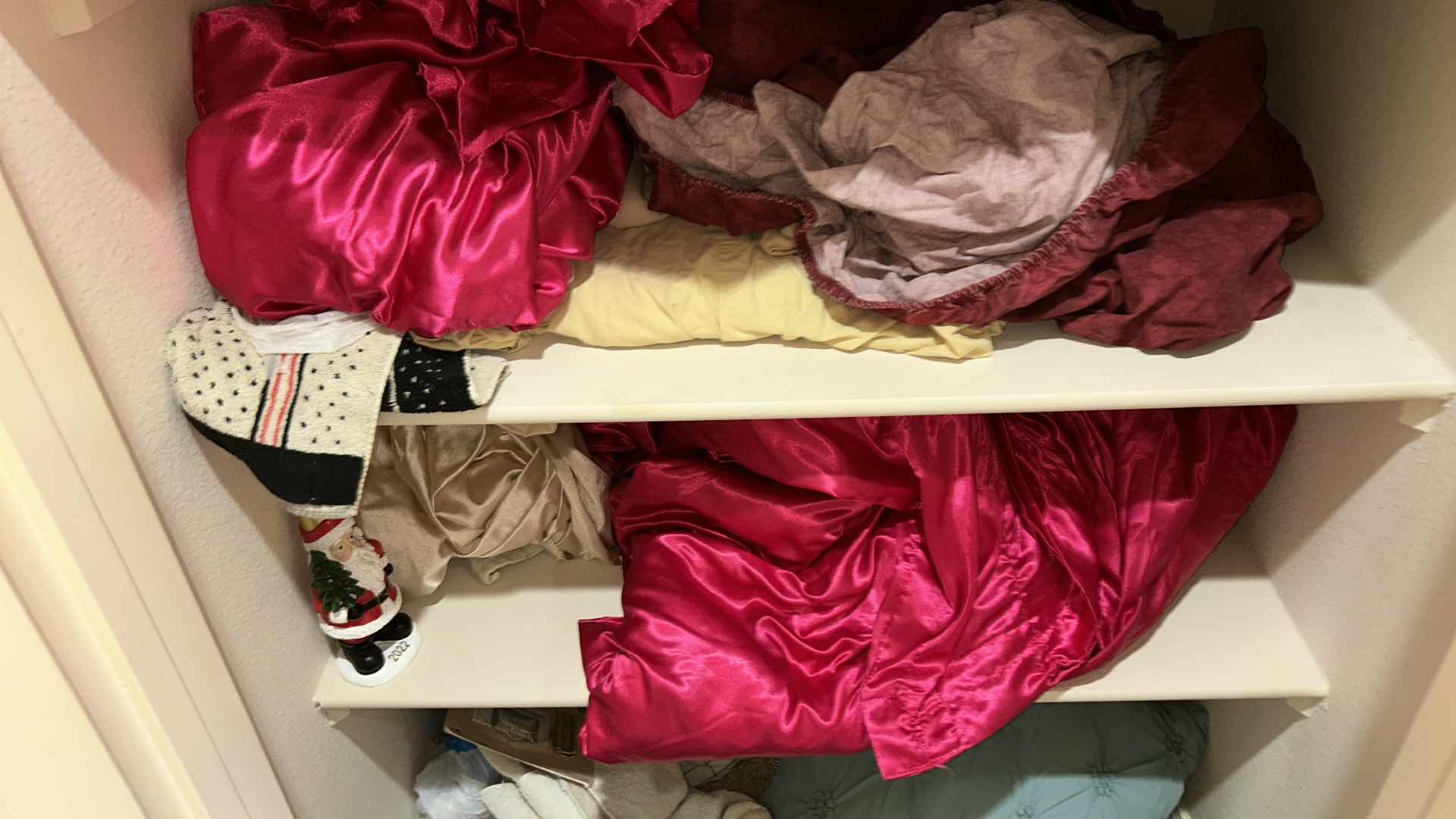 Photo 5 of CONTENTS OF LINEN CLOSET