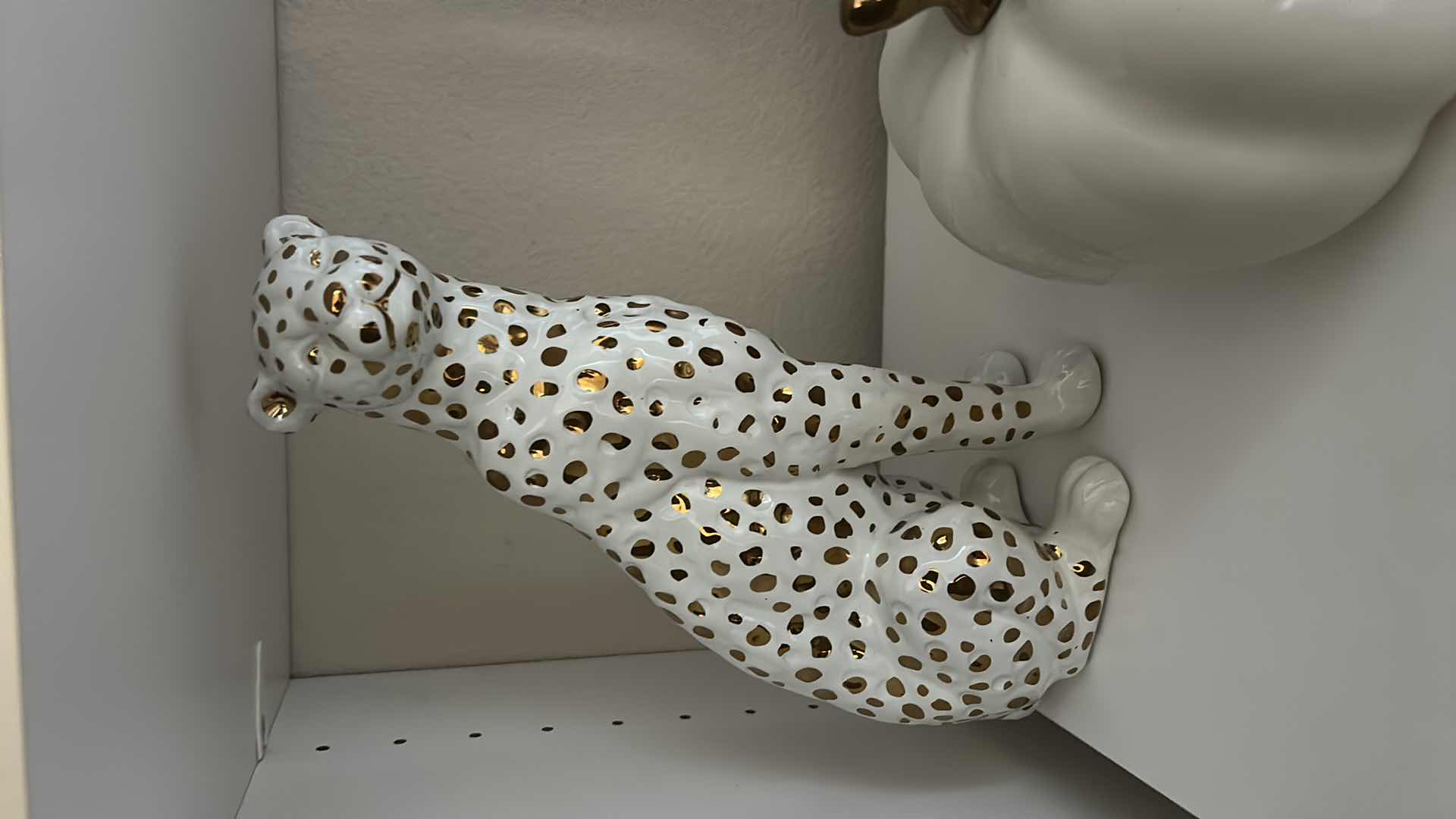 Photo 2 of CONTENTS ON SHELF HOME DECOR