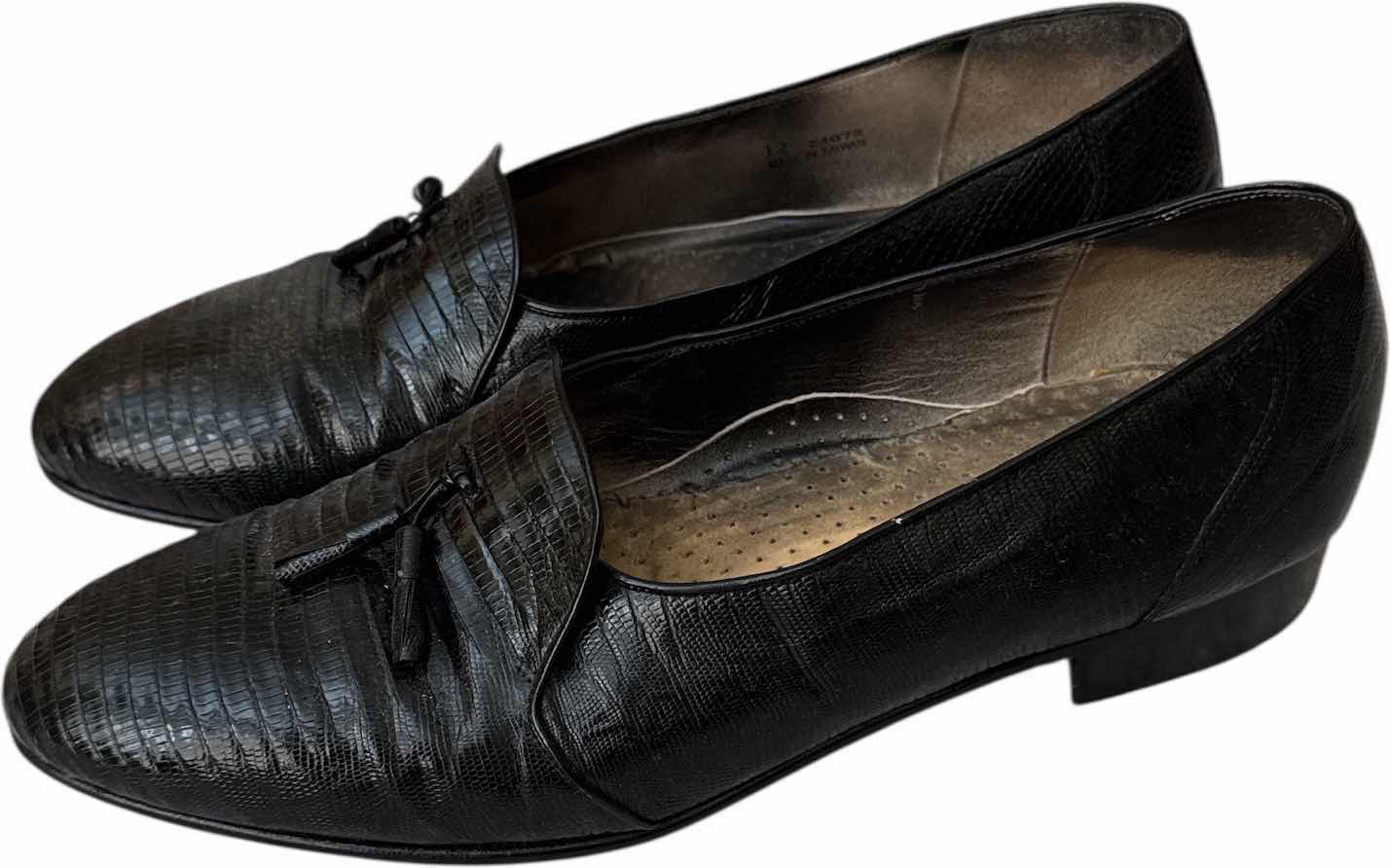 Photo 1 of 4- PAIRS OF MENS LEATHER DRESS SHOES SIZE 12 BROWN DEEP RED BLACK AND WHITE