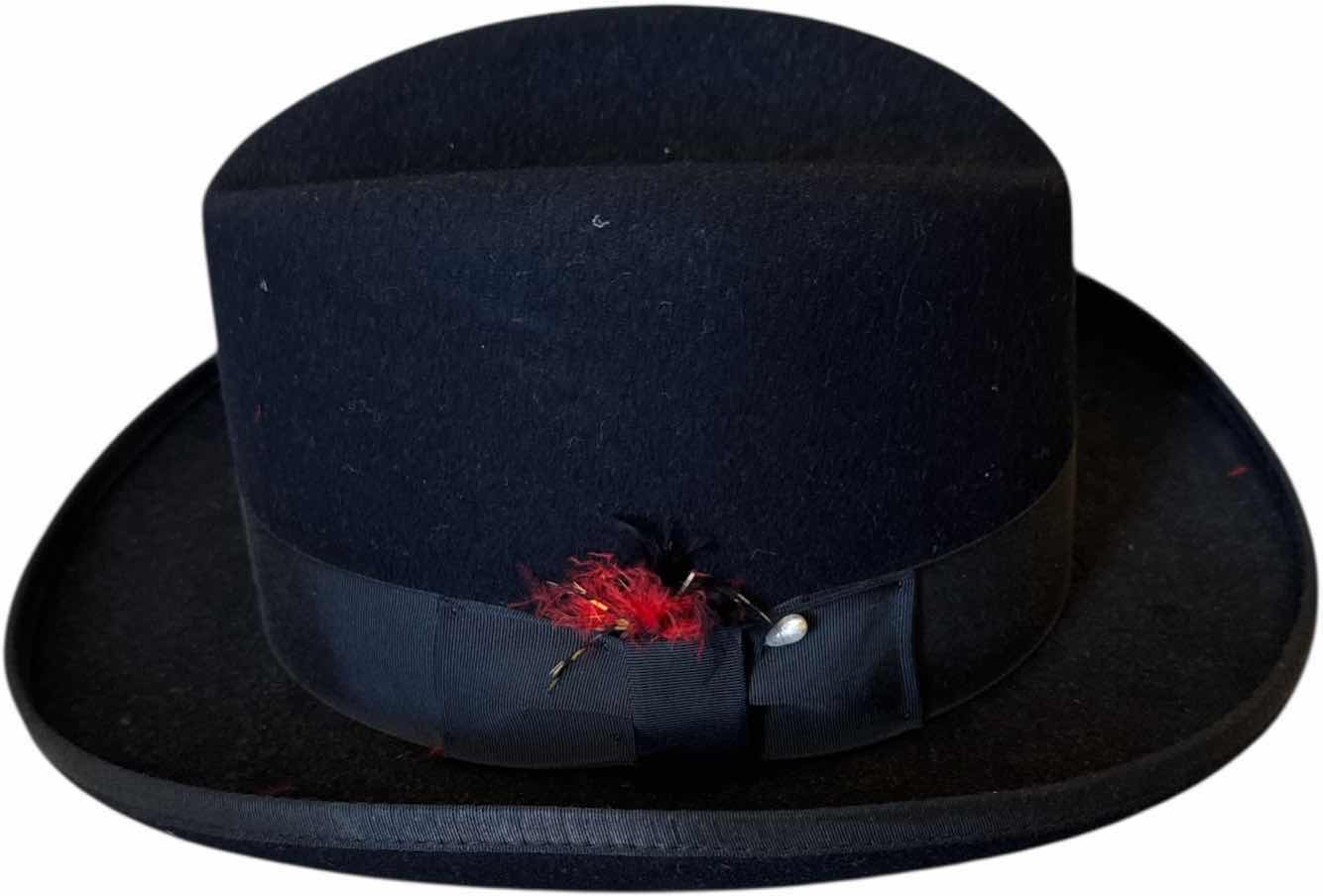 Photo 1 of 2- VINTAGE BROWN LEATHER AND BLACK SUADE MENS HATS L/XL