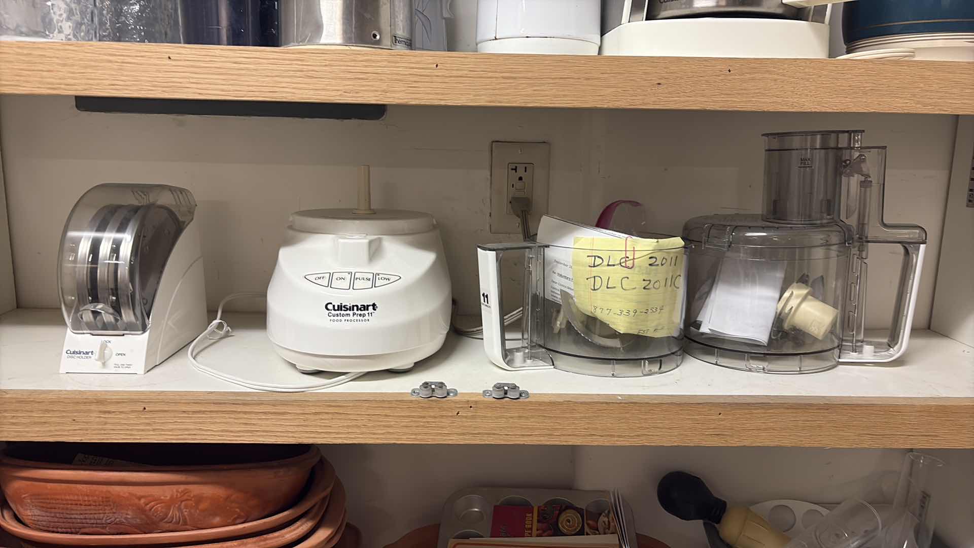 Photo 1 of CUISINART CUSTOM PREP 11 FOOD PROCESSOR