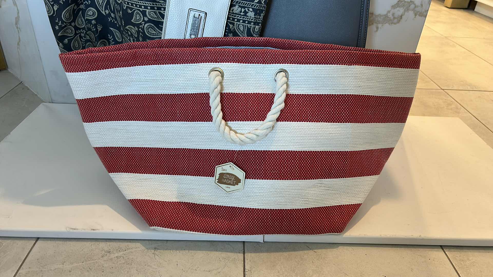 Photo 1 of 3 WOMENS TOTES